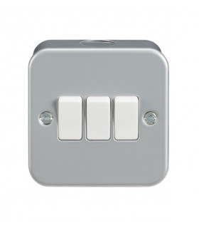 Metal Clad 10AX 3G 2 Way Switch