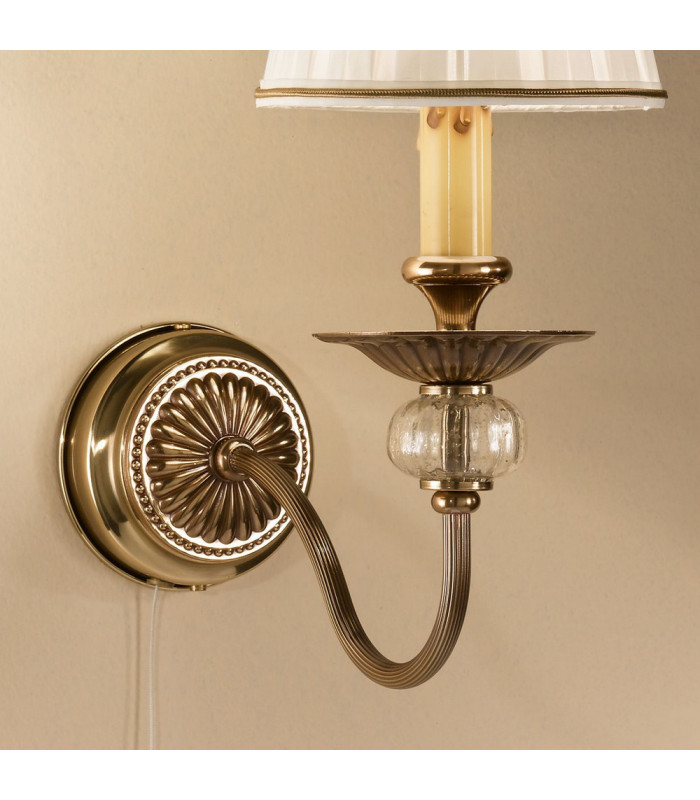 Classic Candle Wall Light Antique Brass, 1x E14