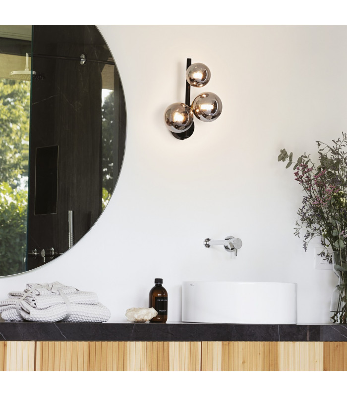 Perlage 3 Globe Light Wall Lamp Black-2