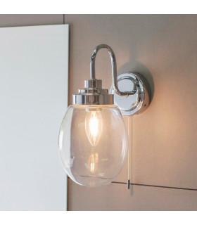 Hampton LED 1 Light Bathroom Wall Glass-1