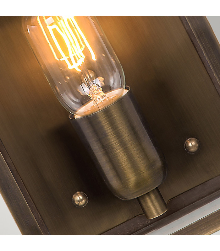 Victoria 1 Light Outdoor Wall Lantern Light Solid Brass IP44 E27-4
