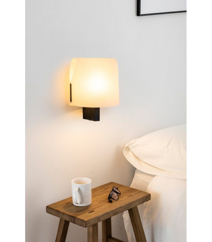 Luang Black Beige Wall Lamp-2
