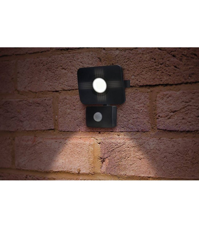 LED Floodlight 20W 3000K 1800lm PIR Sensor / Override Matt Black IP64 - 4