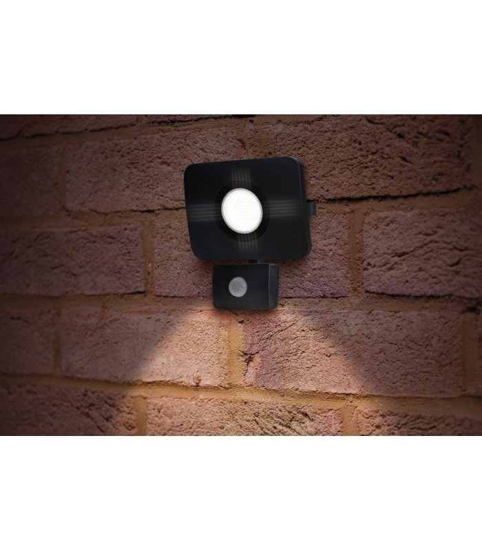 LED Floodlight 30W 3000K 2700lm PIR Sensor / Override Matt Black IP64 - 4