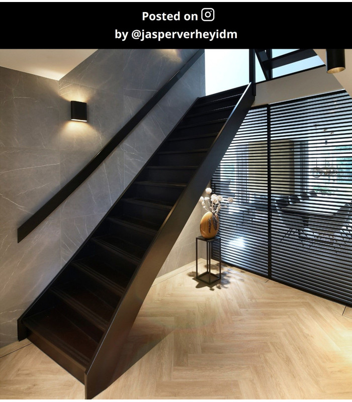 Ovalis Modern Up Down Wall Light-14