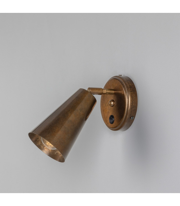 Cashel Wall Light Antique Brass-1