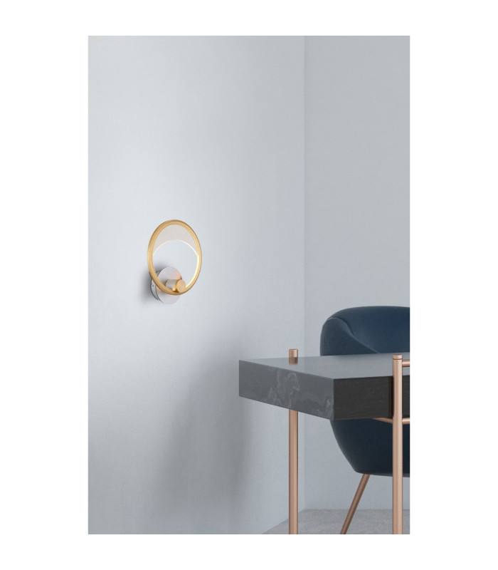 Umbra Integrated LED Wall Lamp Silver Colored LED 3000K-8