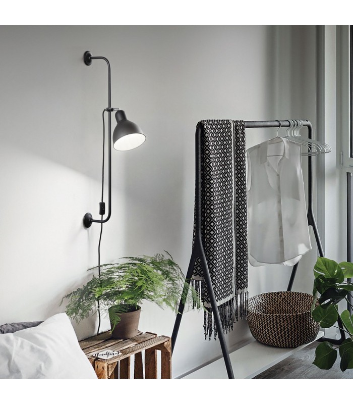 1 Light Wall Light Black - 2