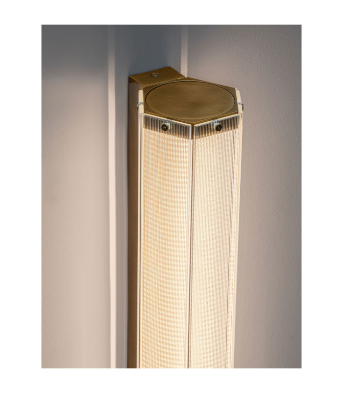 Essenzo Integrated LED Wall Lamp Antique Brass LED 10W 550lm 3000K-6